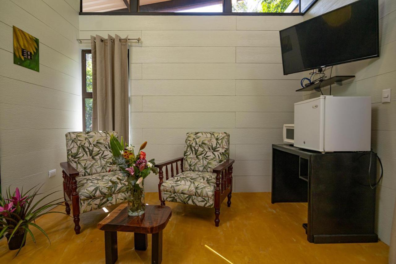 Riverside Villas Manuel Antonio Dış mekan fotoğraf